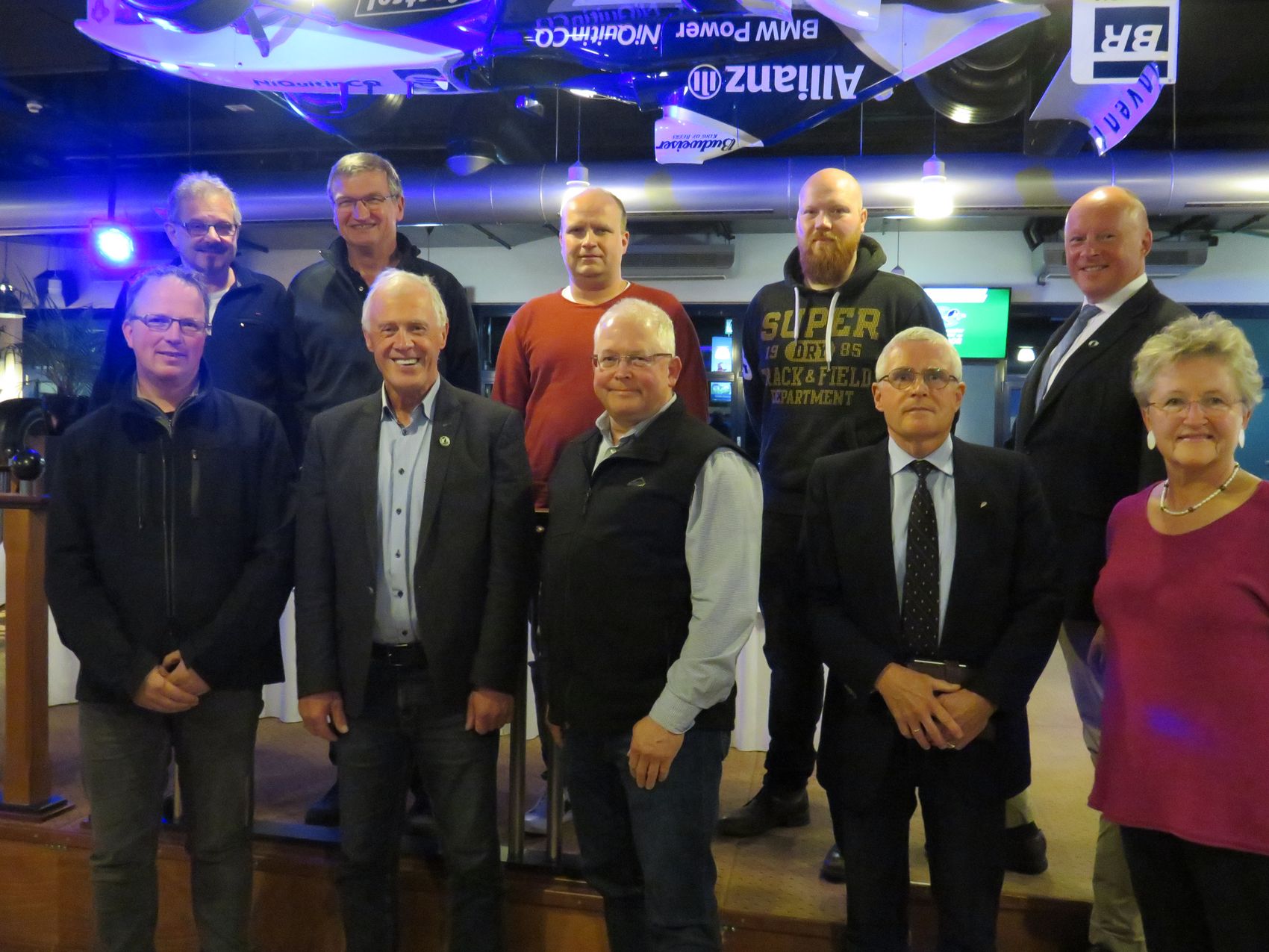 Ortsvorsteher und Ortsvorsteherinnen Das Foto zeigt die Ortsvorsteher und Ortsvorsterinnen.