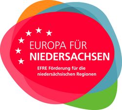 Label mit der Aufschrift Europa Für Niedersachsen auf einen Roten, Blaune, Grünen und Orangenen hintergrund 