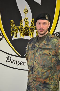 Portraitfoto Hauptmann Aaron Konieczny