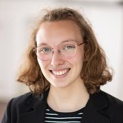 Portaitfoto Natascha Hoppe