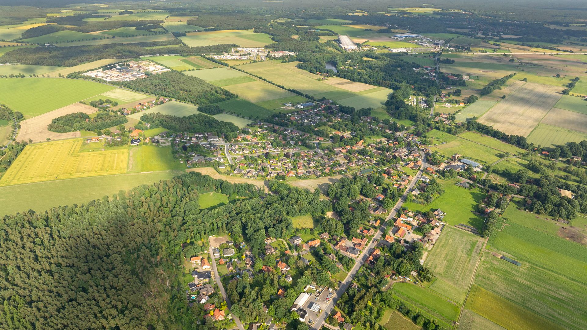 Luftbildaufnahme Behringen 2024