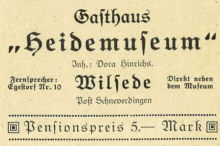 Schwarz-weiße Anzeige mit Gasthausnamen 'Heidemuseum' und weiteren Pensionen und Gasthäusern mit Preisen und Adressen in Wilsede und Umgebung.